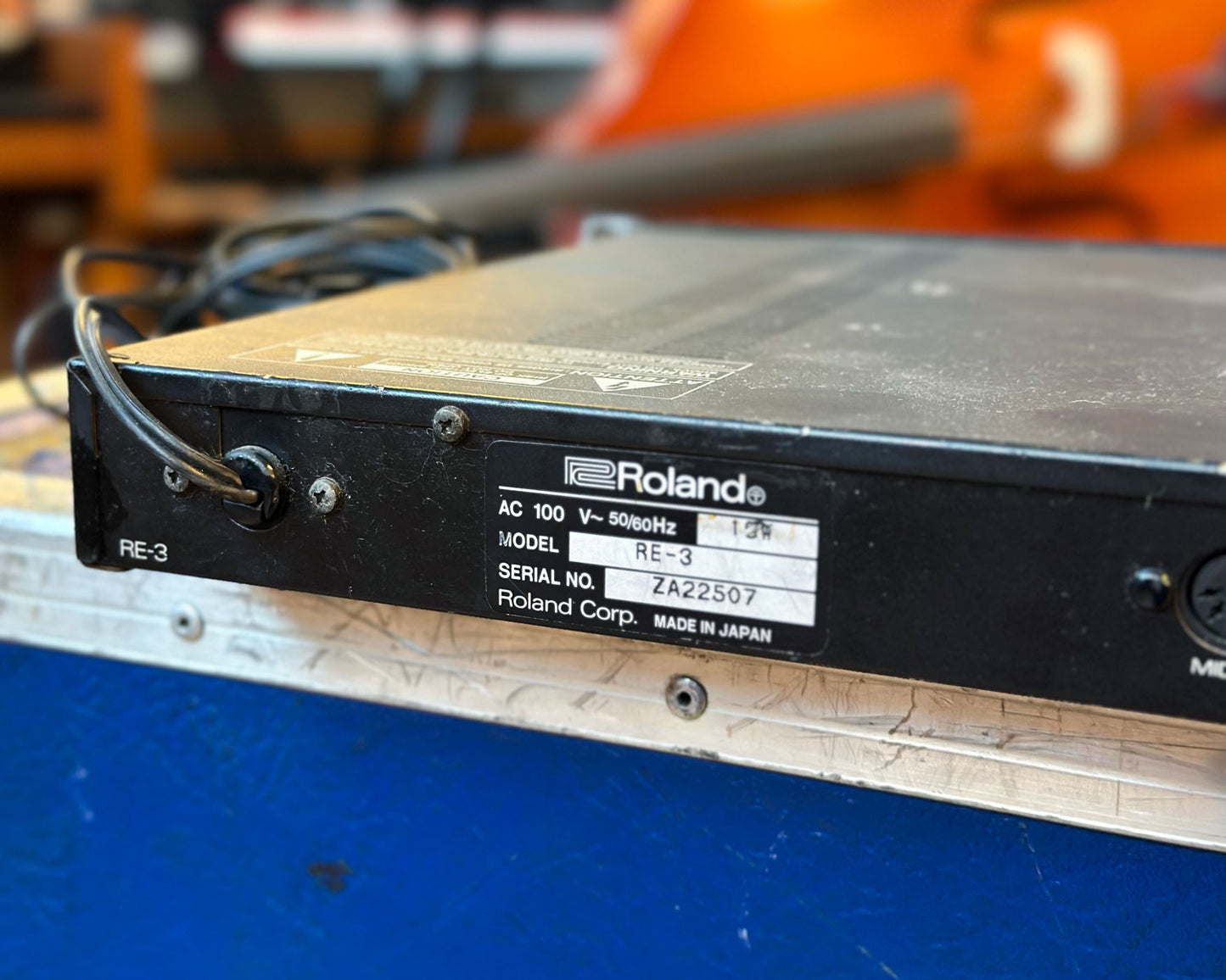 Roland RE-3 Digital Space Echo - Made in Japan (100 Volt)