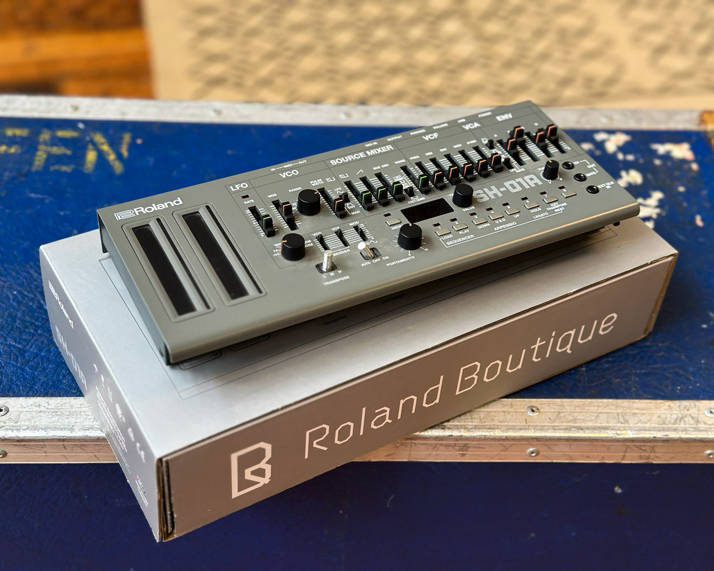 Roland SH-01A - Grey