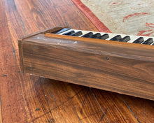 Load image into Gallery viewer, Roland SH-1000 Analogue Monophonic Synthesiser