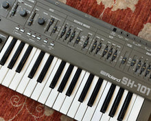 Load image into Gallery viewer, Roland SH-101 - Grey - Modded