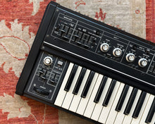 Load image into Gallery viewer, Roland SH-2 Monophonic Analogue Synthesizer