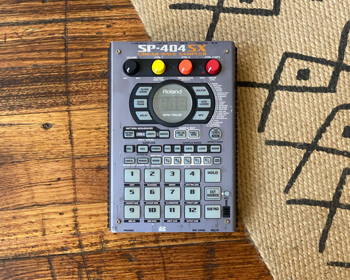 SP-404SX（見た目ジャンク） SP-404SX（見た目ジャンク） SP-404SX（見た目ジャンク） ROLAND