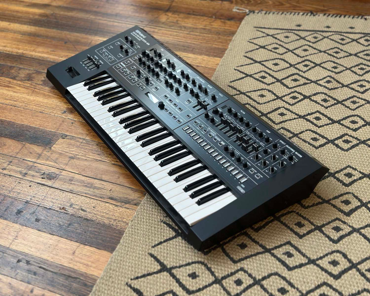 【美品】Roland SYSTEM-8 PLUG-OUT シンセサイザー Amazon.co.jp: ROLAND ( ローランド ) デジタルシンセサイザー SYSTEM