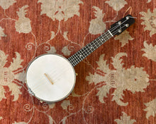 Load image into Gallery viewer, Rose Brothers (Rose Morris) / Savana Banjole