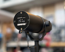 Load image into Gallery viewer, Shure SM7B