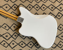 Load image into Gallery viewer, Fender Squier Vintage Modified Jazzmaster - Olympic White
