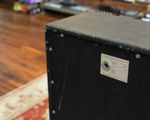 Load image into Gallery viewer, Strauss Guitar Cabinet 4x12
