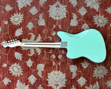 Load image into Gallery viewer, String Doctor Jazzcaster