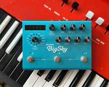 Load image into Gallery viewer, Strymon Big Sky Multi Reverb Effects Pedal