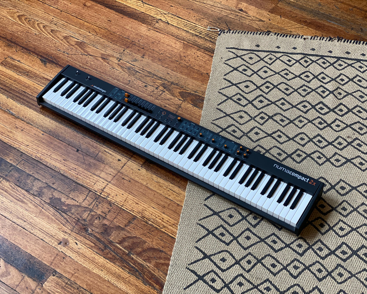 Studiologic_Numa_Compact_2x_sk