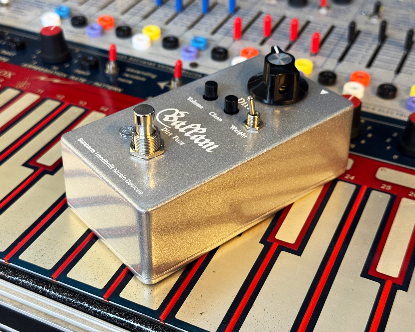 Sunhaus Ballam Dirt Fuzz