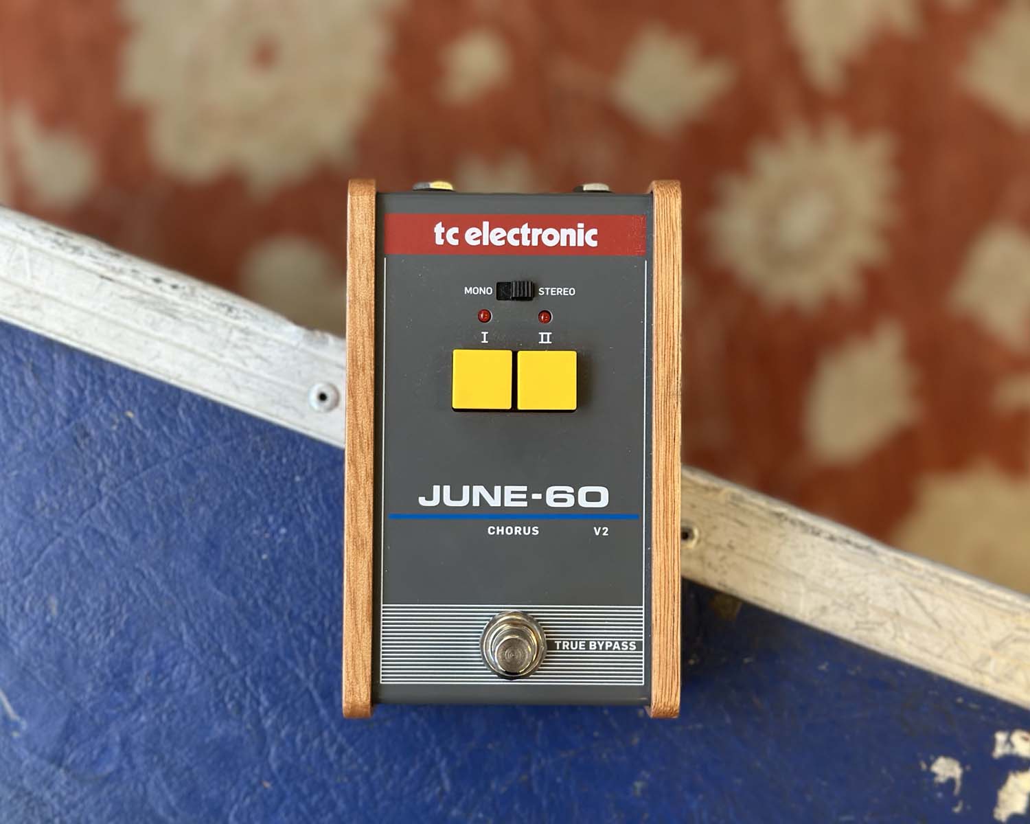 june 60 pedal TC Electronic JUNE-60 V2 – Found Sound