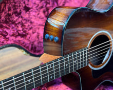 Load image into Gallery viewer, Taylor 224CE-K DLX Left-Handed