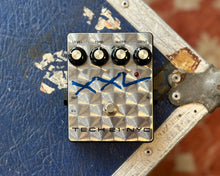 Load image into Gallery viewer, 1997 Tech 21 XXL (Radiohead Distortion) w/ OG Box & Manual