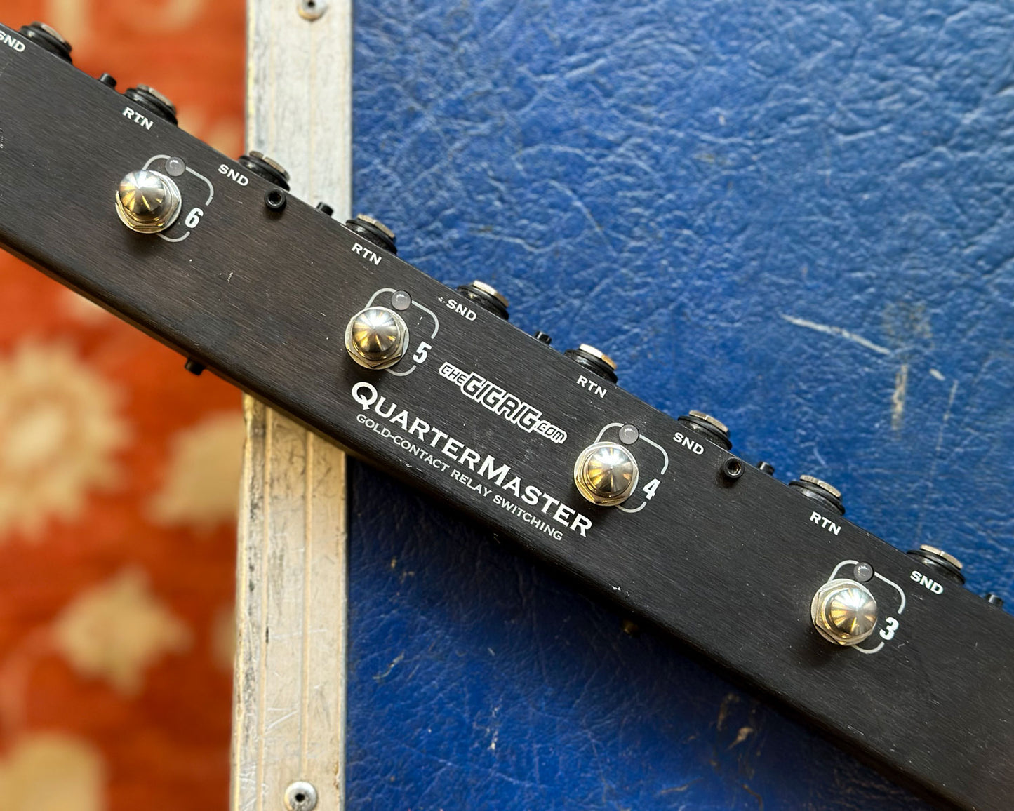 The GigRig QuarterMaster 8 Gold-Contact Relay Switching Pedal