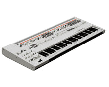 Load image into Gallery viewer, UDO Super 8 16-Voice Polyphonic Bi-Timbral Analogue-Hybrid Performance Synthesizer