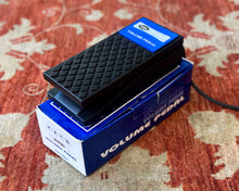 Load image into Gallery viewer, UXL PVP-307 Volume Pedal