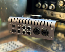 Load image into Gallery viewer, Universal Audio Apollo Twin X DUO Thunderbolt 3