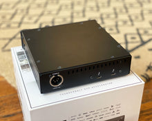 Load image into Gallery viewer, Universal Audio UAD-2 Satellite Thunderbolt 3 OCTO Core