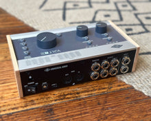 Load image into Gallery viewer, Universal Audio Volt 476