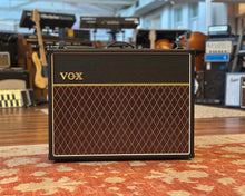 Load image into Gallery viewer, VOX AC30C2 Custom 30 Watt 2x12" Valve Guitar Amplifier