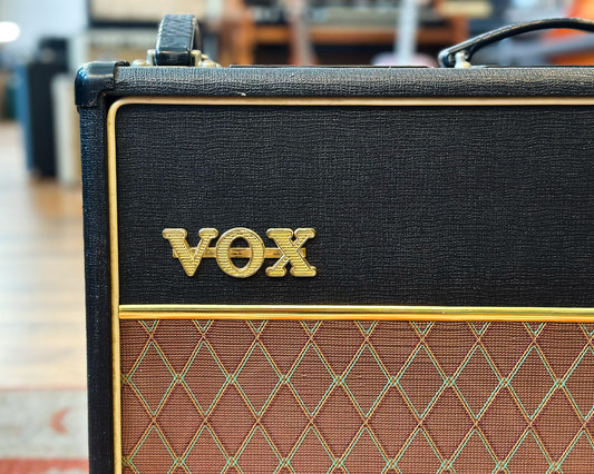 VOX AC30CC2 Custom Classic 30 Watt 2x12" Valve Combo Amplifier