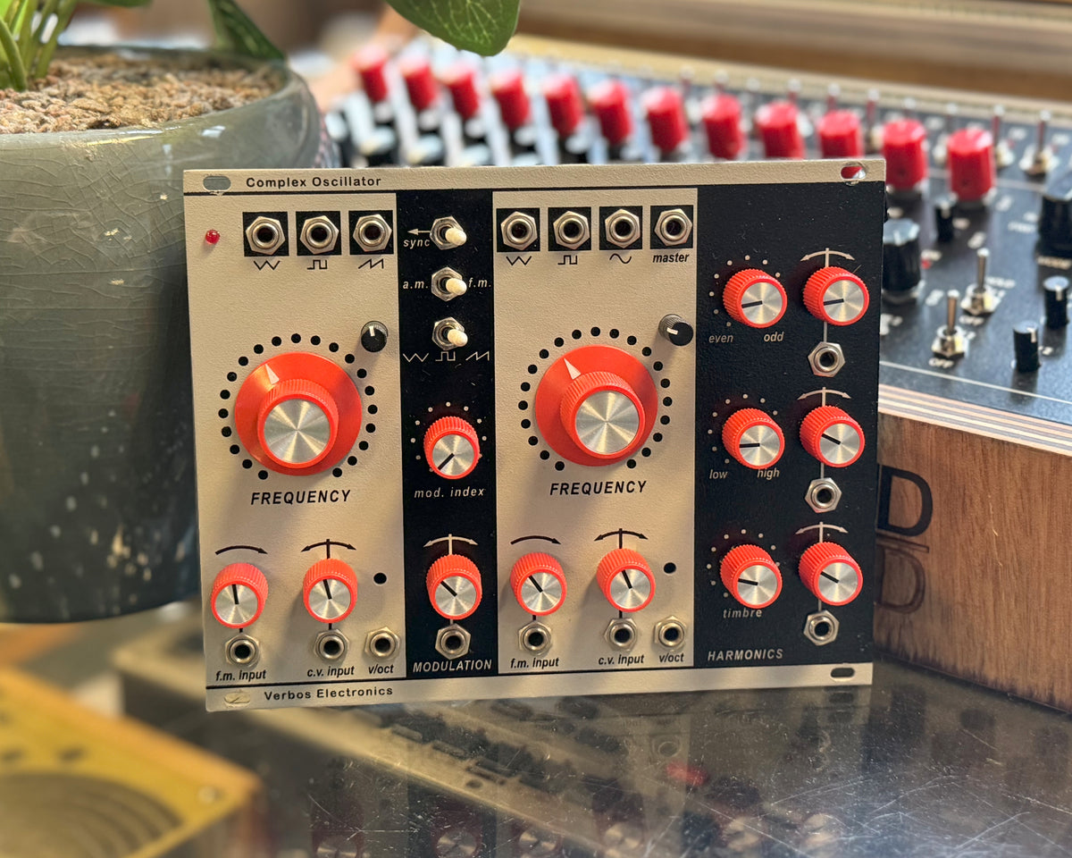 Verbos Electronics Complex Oscillator – Found Sound