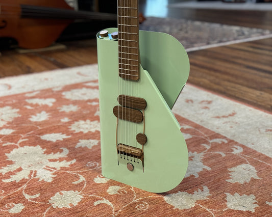 Verso Instruments Orbit Baritone Guitar