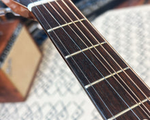 Load image into Gallery viewer, Late '80s Washburn D-15L Left Handed Dreadnought Japan