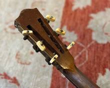 Load image into Gallery viewer, 'Pre-War' Windsor Artiste Model 2 - 5-String Zither Banjo