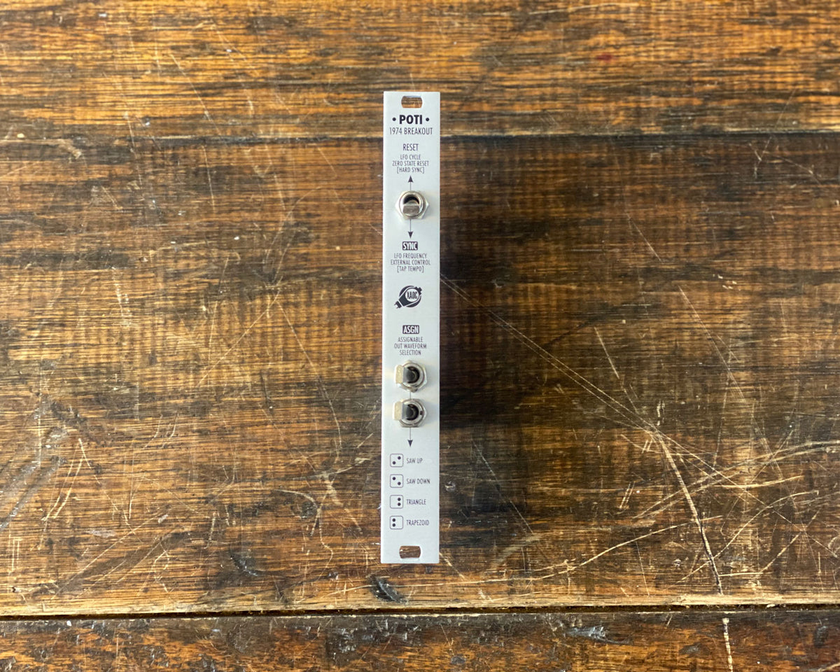 XAOC Devices Batumi v1 ブラックパネル付 XAOC Devices Batumi— Clockface Modular
