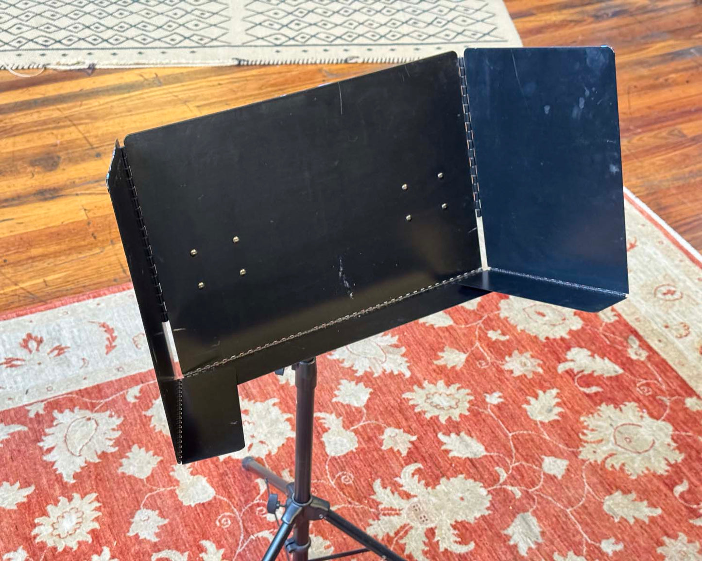 Xtreme MST15 Deluxe Conductors Stand