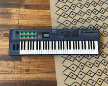 Load image into Gallery viewer, YAMAHA AN1x Analog Modeling Synthesizer w/ Flight Case