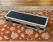 Load image into Gallery viewer, YAMAHA AN1x Analog Modeling Synthesizer w/ Flight Case