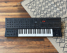 Load image into Gallery viewer, Yamaha CS-30 Analogue Monosynth - 240 Volts