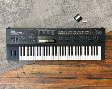 Load image into Gallery viewer, YAMAHA DX7-II D Digital Programmable Algorithm Keyboard Synthesizer