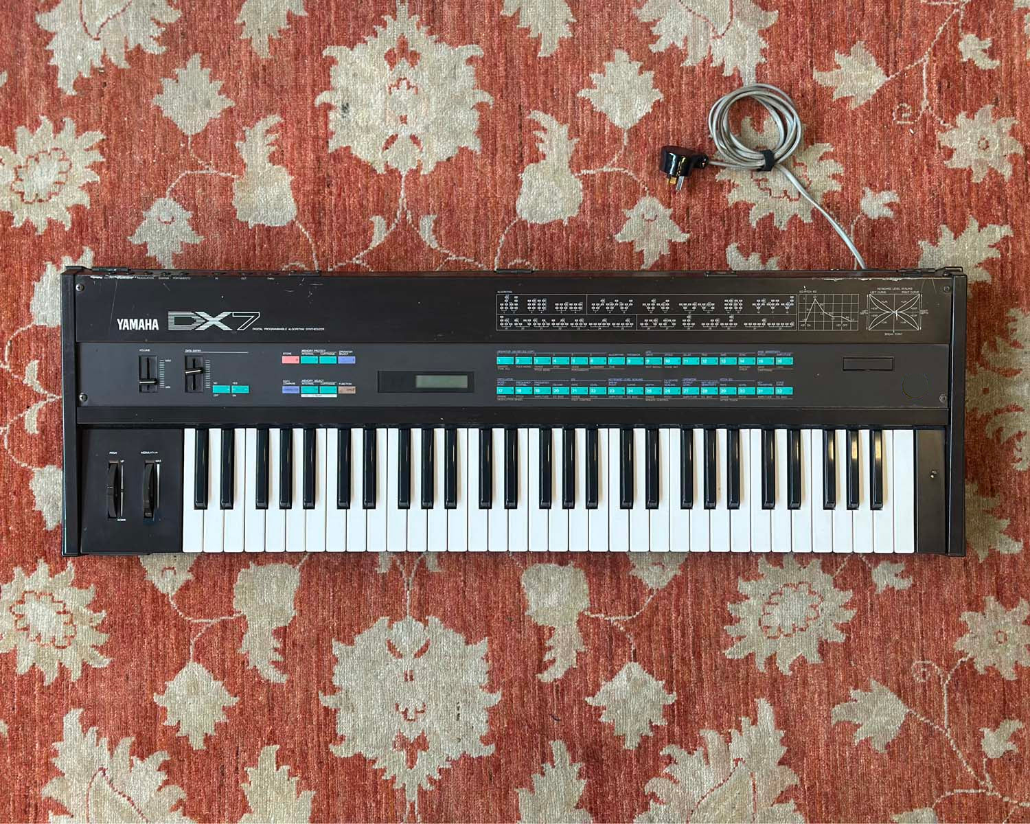 YAMAHA DX7 Digital Programmable Algorithm Synthesiser – Found Sound