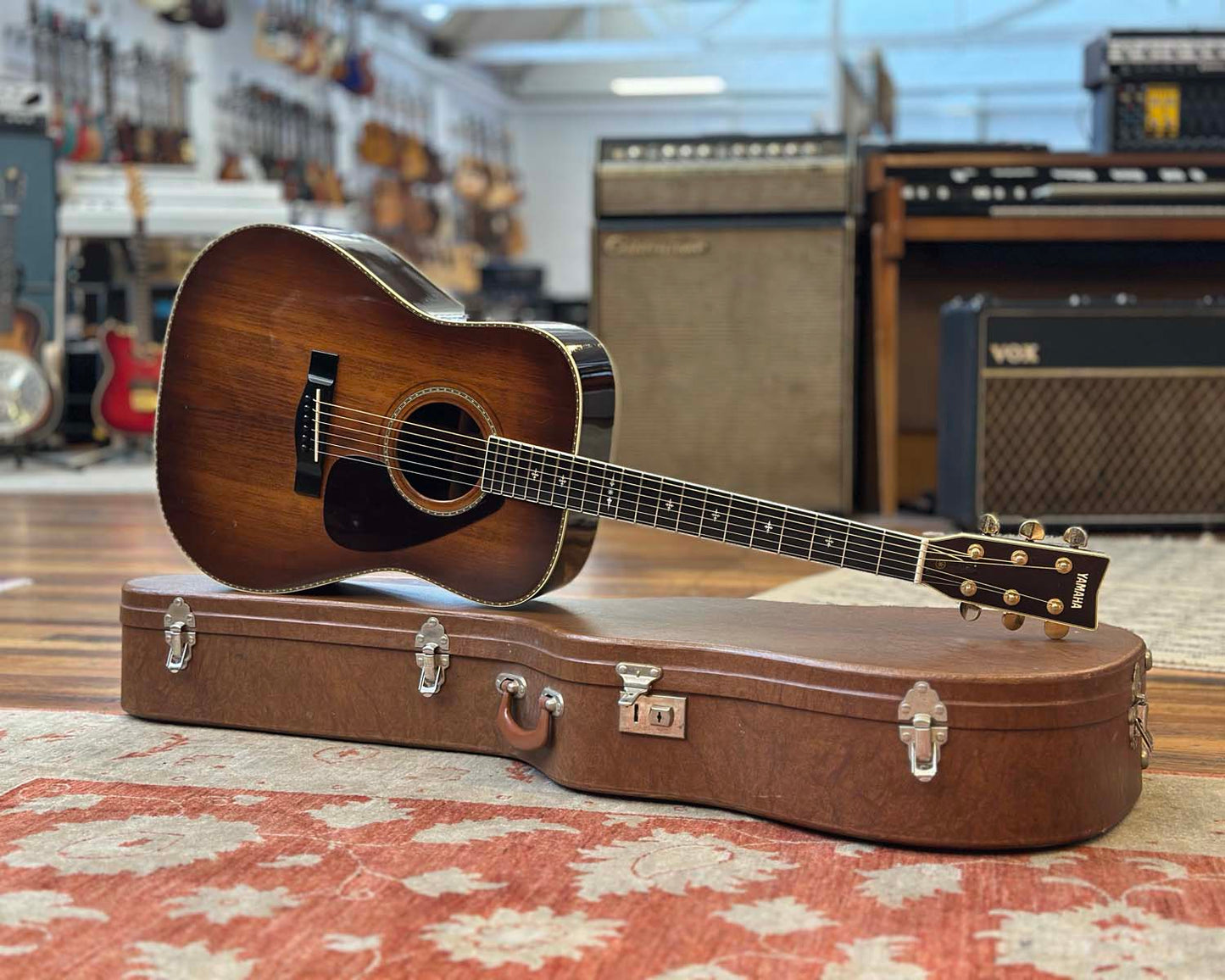 YAMAHA L-10ES Acoustic/Electric w/ OHSC - Made in Japan