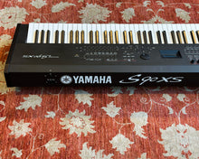 Load image into Gallery viewer, YAMAHA S90 XS 88-Key Synthesizer Stage Piano