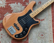 Load image into Gallery viewer, 1977 YAMAHA Super Bass 600
