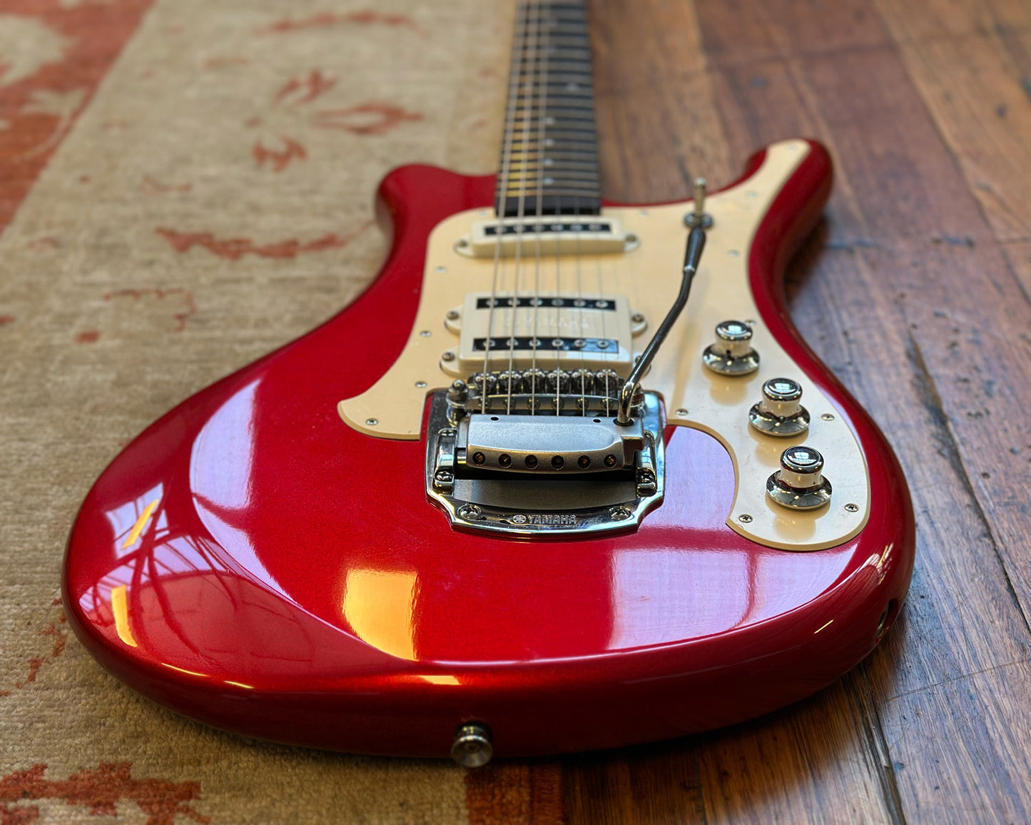 2005 YAMAHA SGV 300 Flying Samurai Electric Guitar Metallic Red