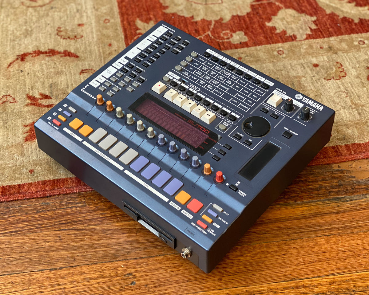 YAMAHA SU-700 Sampler Sequencer Workstation – Found Sound