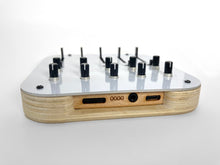 Load image into Gallery viewer, Crows Electromusic OVUM Analog Sound Explorer