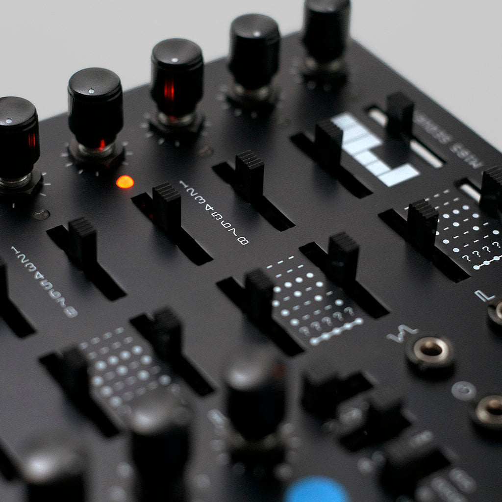 鍵盤楽器 RYK Modular - M185 Sequencer RYK Modular M185 Sequencer - Eurorack Module on ModularGrid