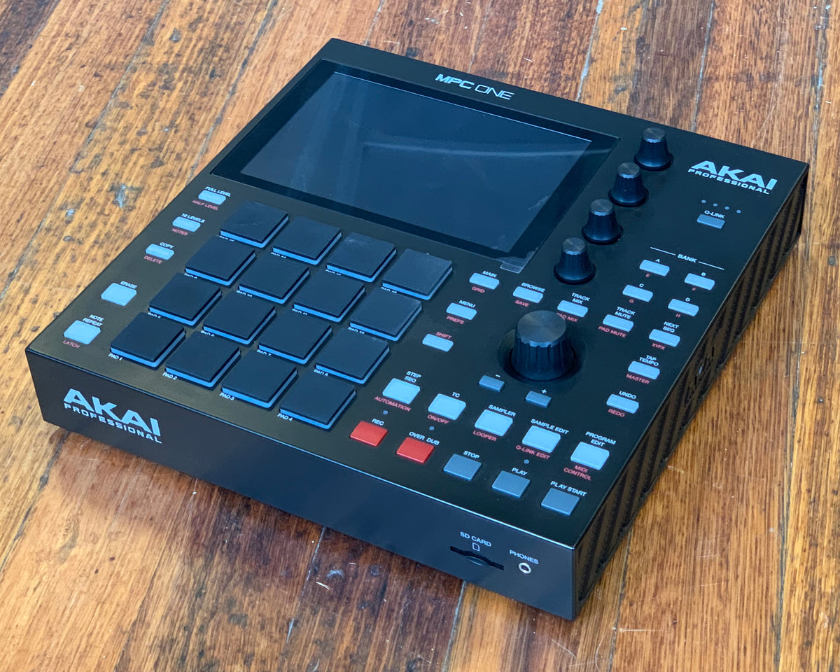 Akai_MPC_One_sku_24272_MPN_1_1