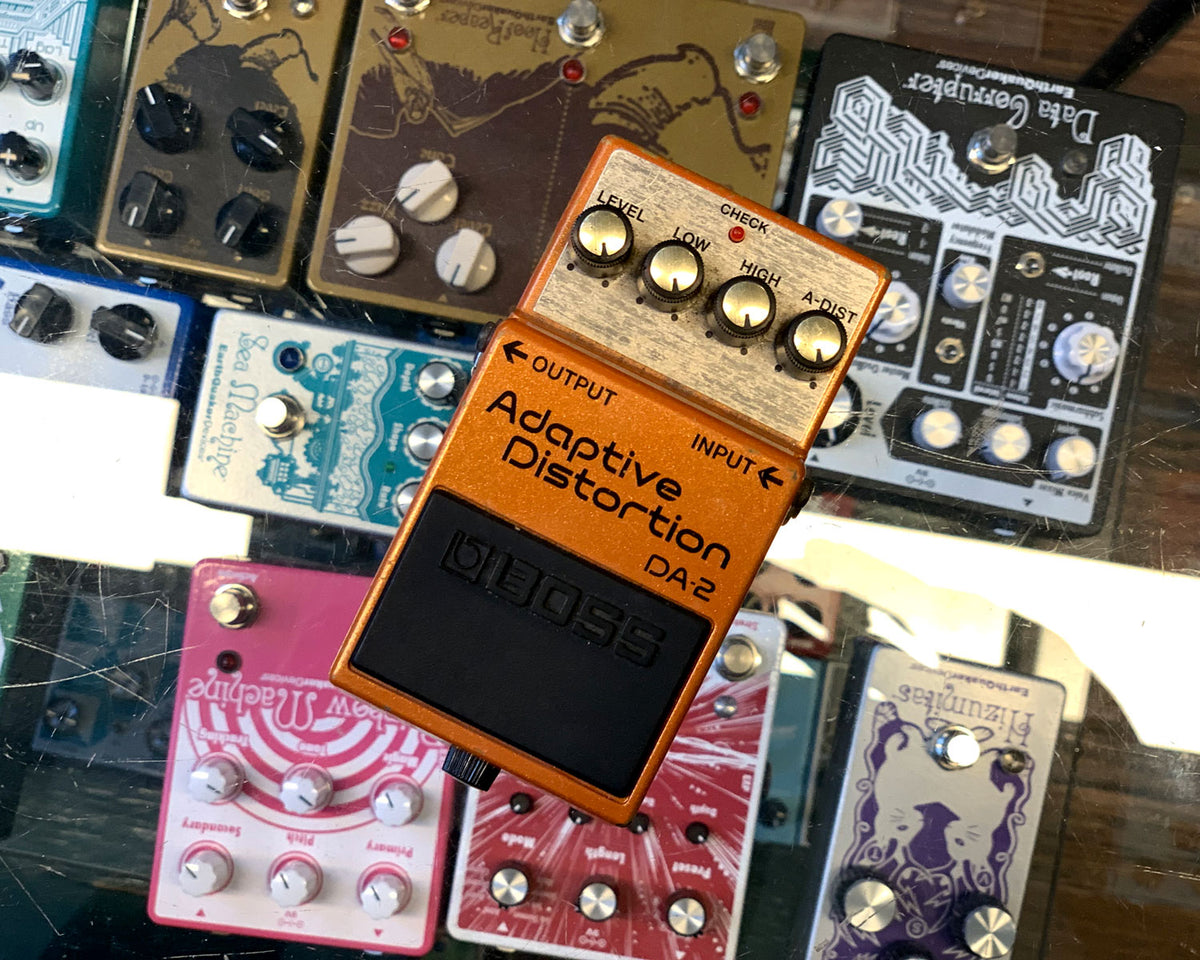 BOSS DA-2 Adaptive Distortion – Found Sound