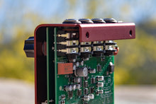 Load image into Gallery viewer, Strymon Compadre Dual Voice Compressor & Boost Pedal