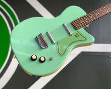 Load image into Gallery viewer, Danelectro 56 Baritone