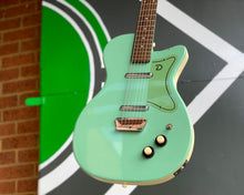 Load image into Gallery viewer, Danelectro 56 Baritone