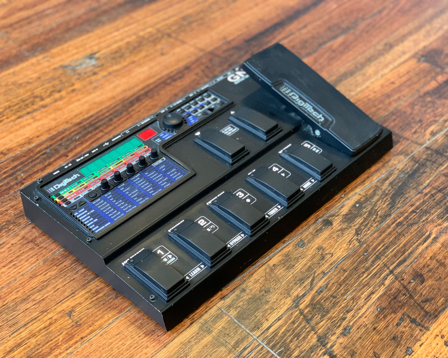 digitech guitar effects pedal Digitech GNX3000 - Guitar Workstation